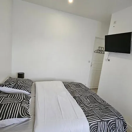 Charmant Studio Equipe De 14M2 Neuilly-sur-Marne Exterior foto